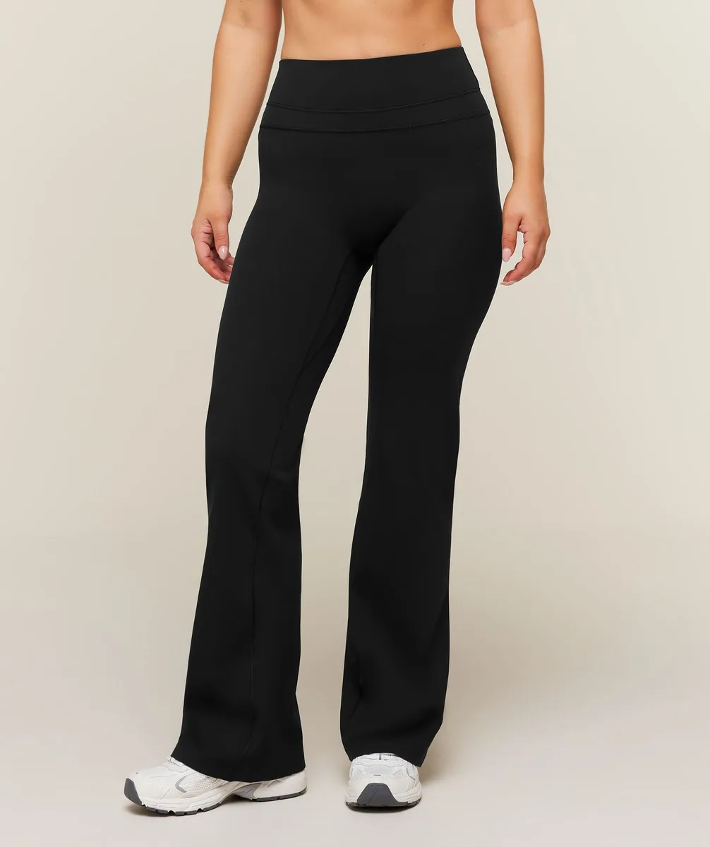Gymshark Whitney High-Rise Flare Leggings Short - Black