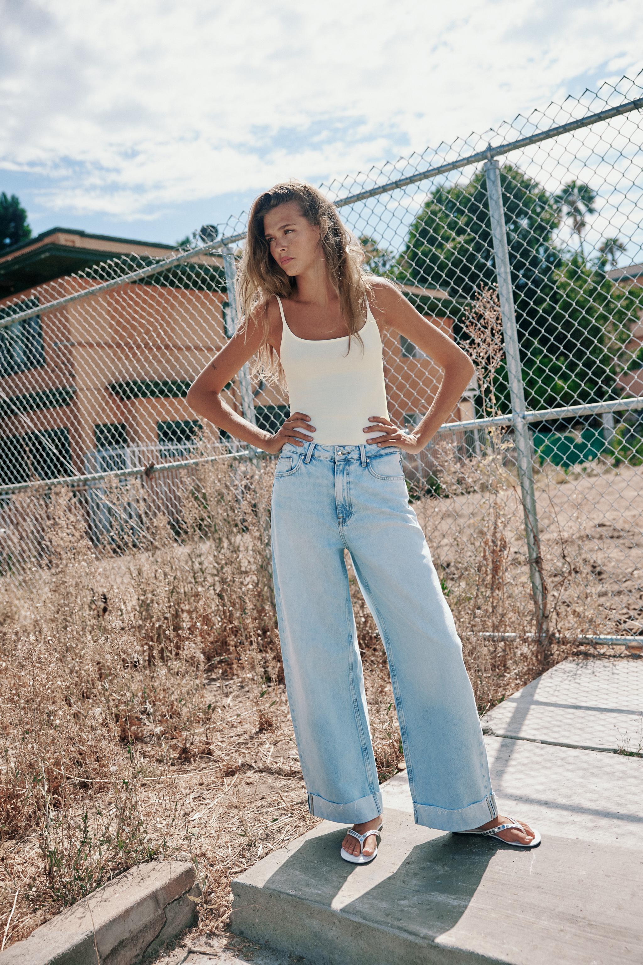 Z1975 MID-RISE BARREL LEG CUFFED JEANS