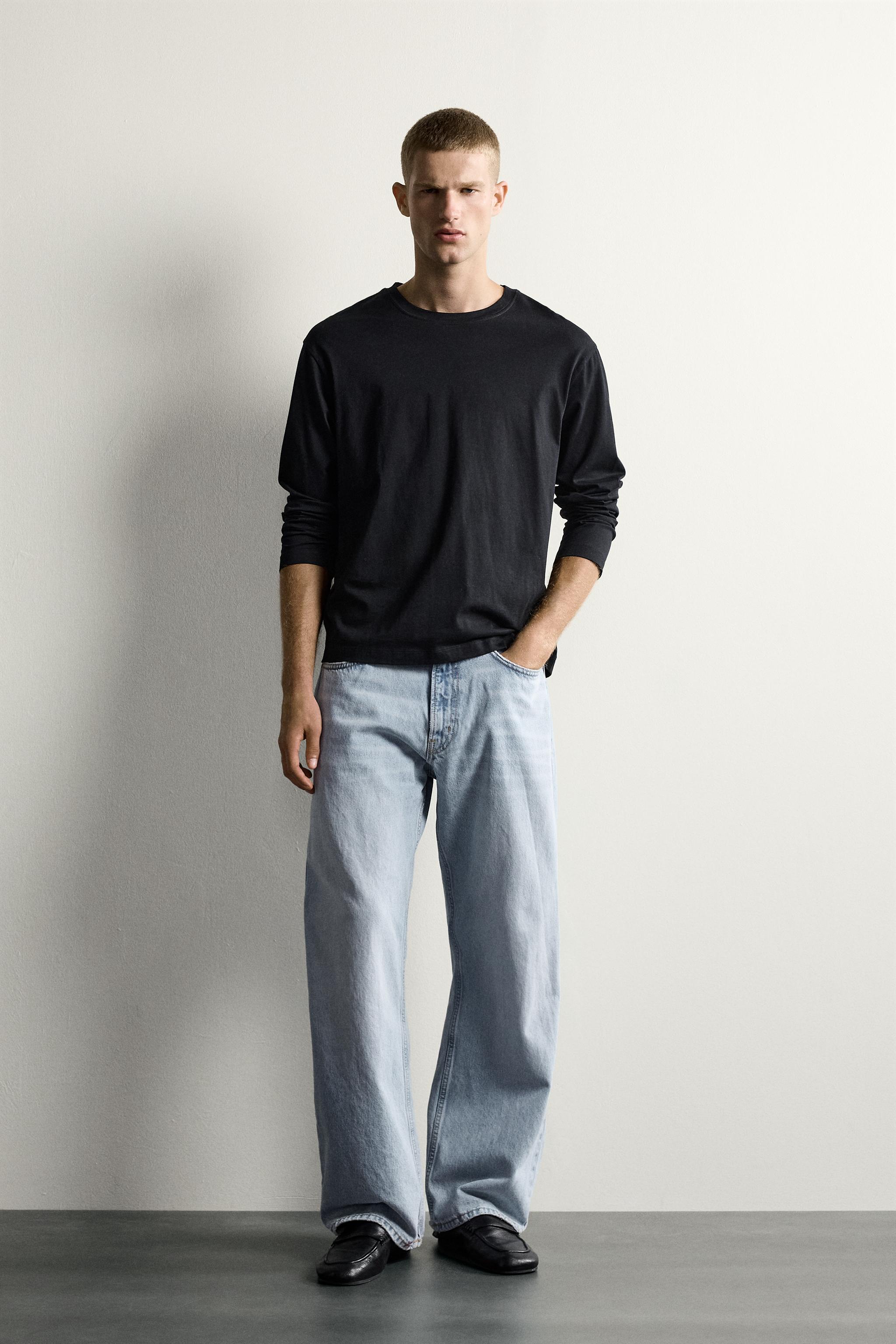 LOOSE FIT JEANS