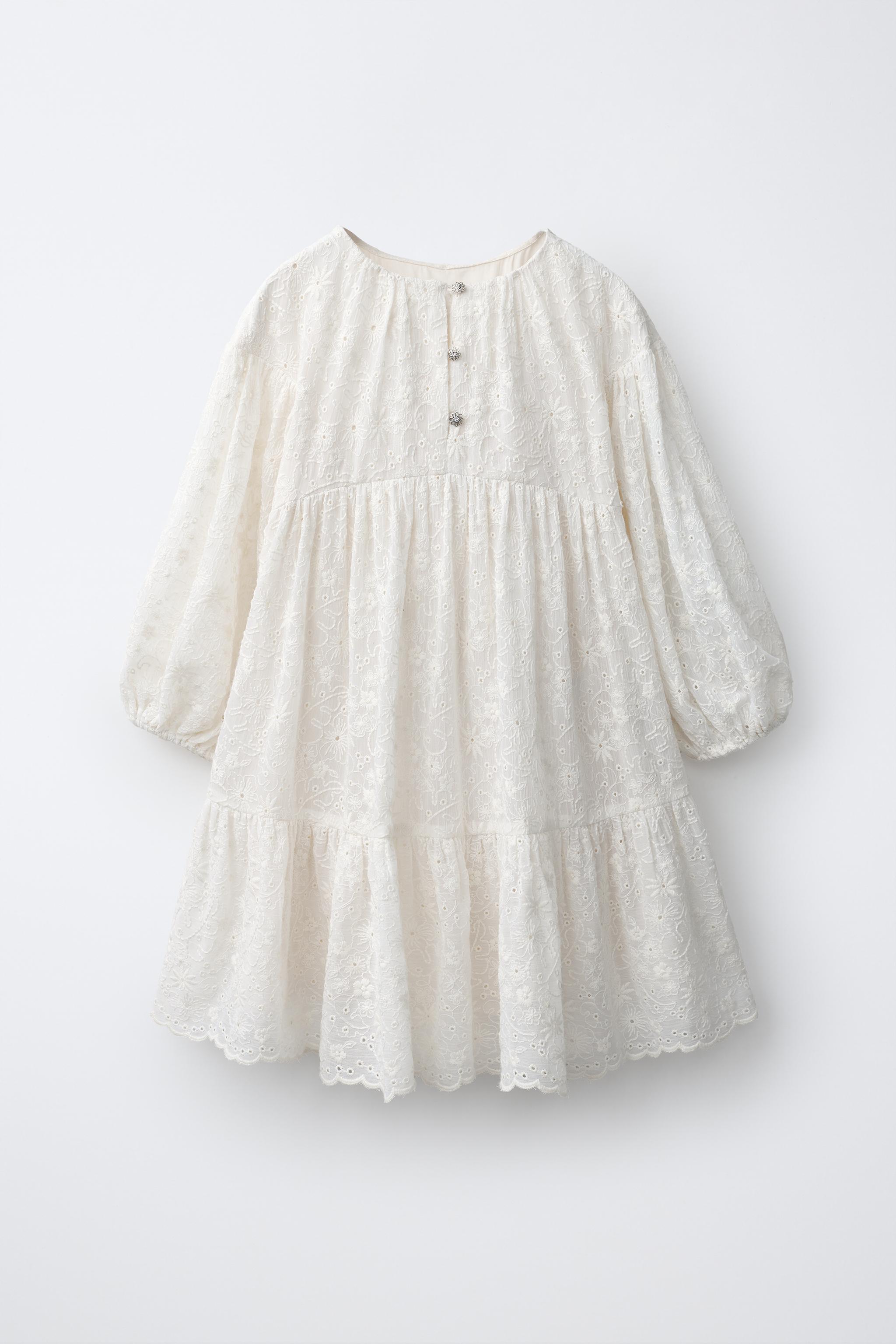 JEWEL BUTTON LACE DRESS