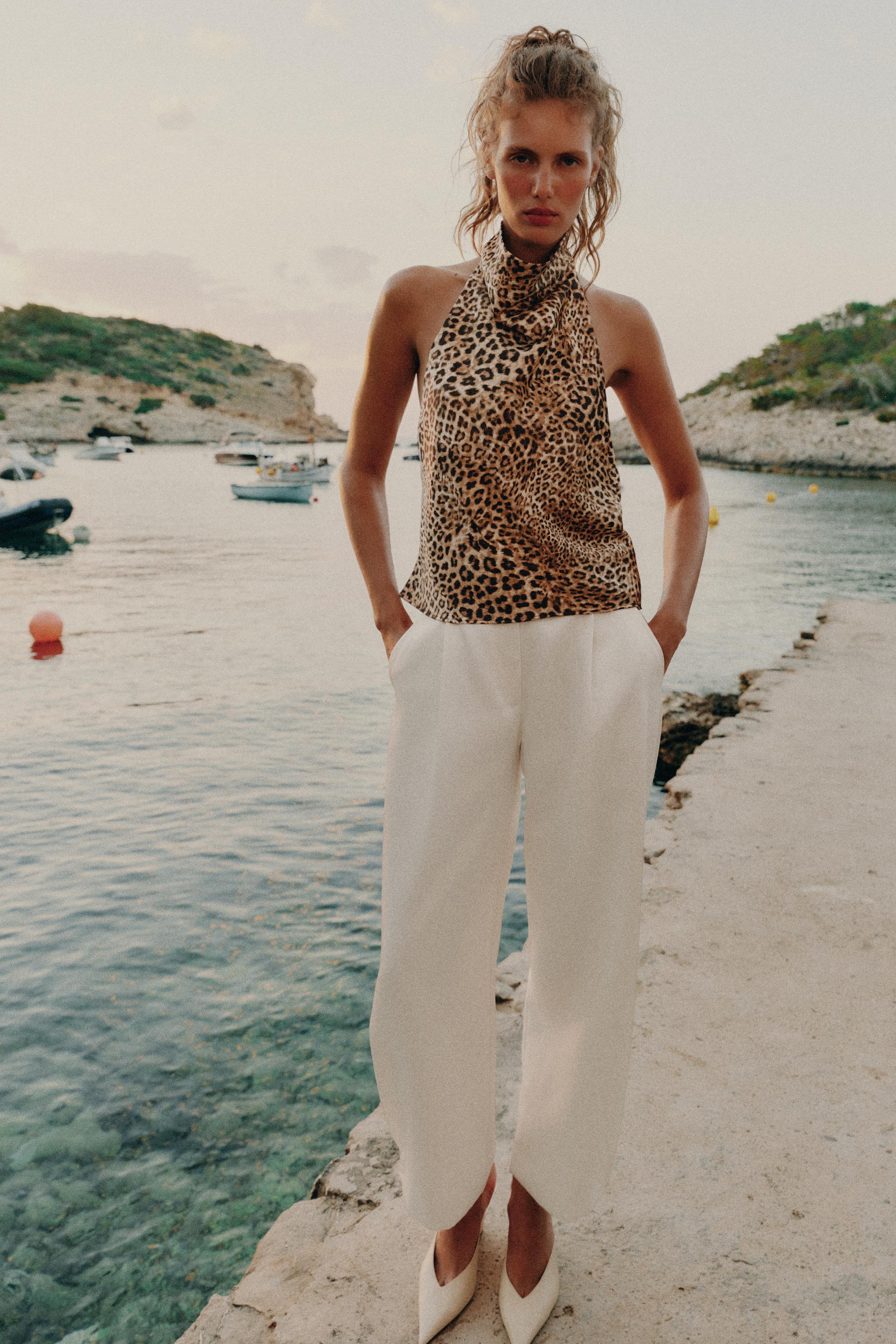 SATIN EFFECT ANIMAL PRINT HALTER TOP