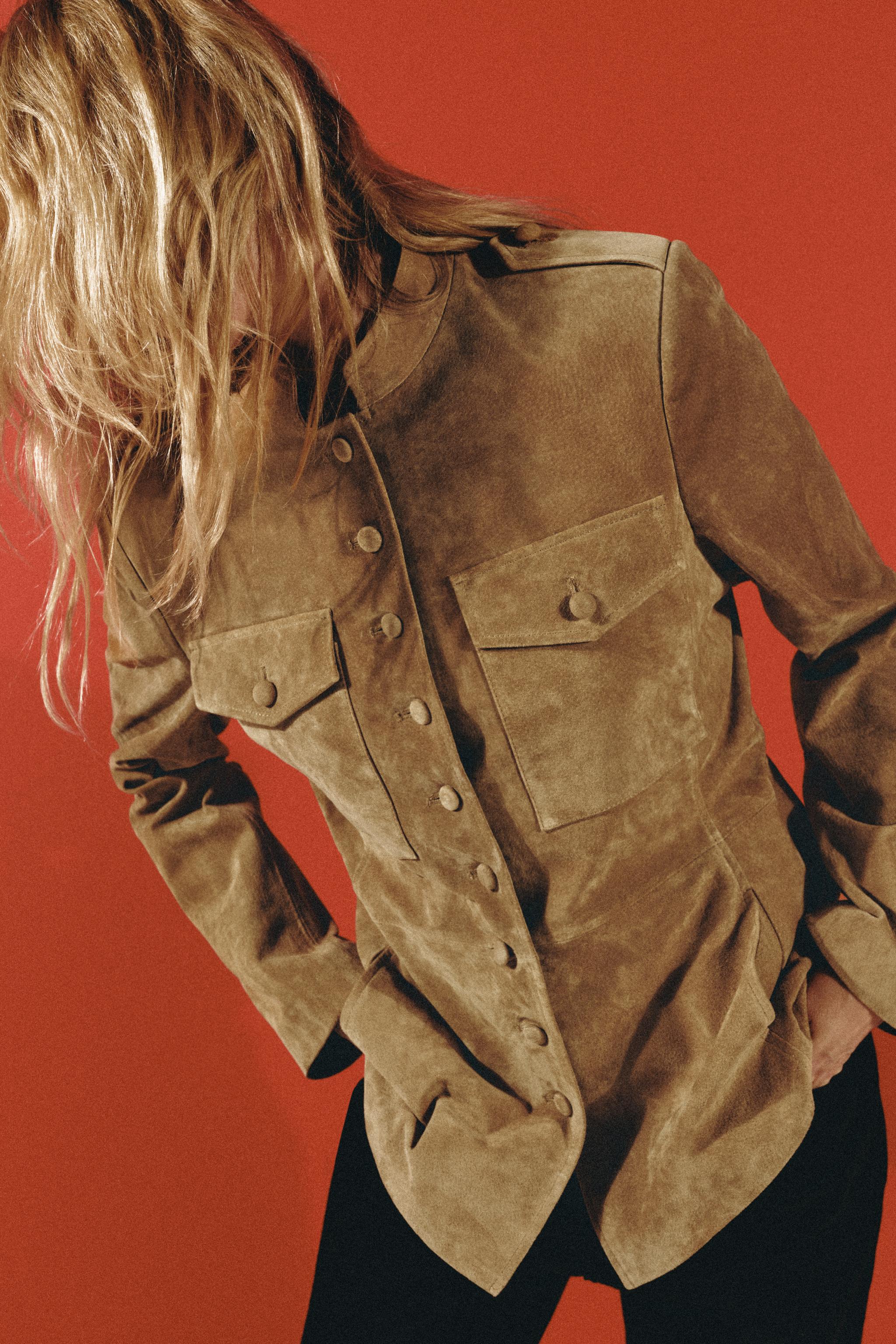 100% LEATHER JACKET WITH COVERED BUTTONS