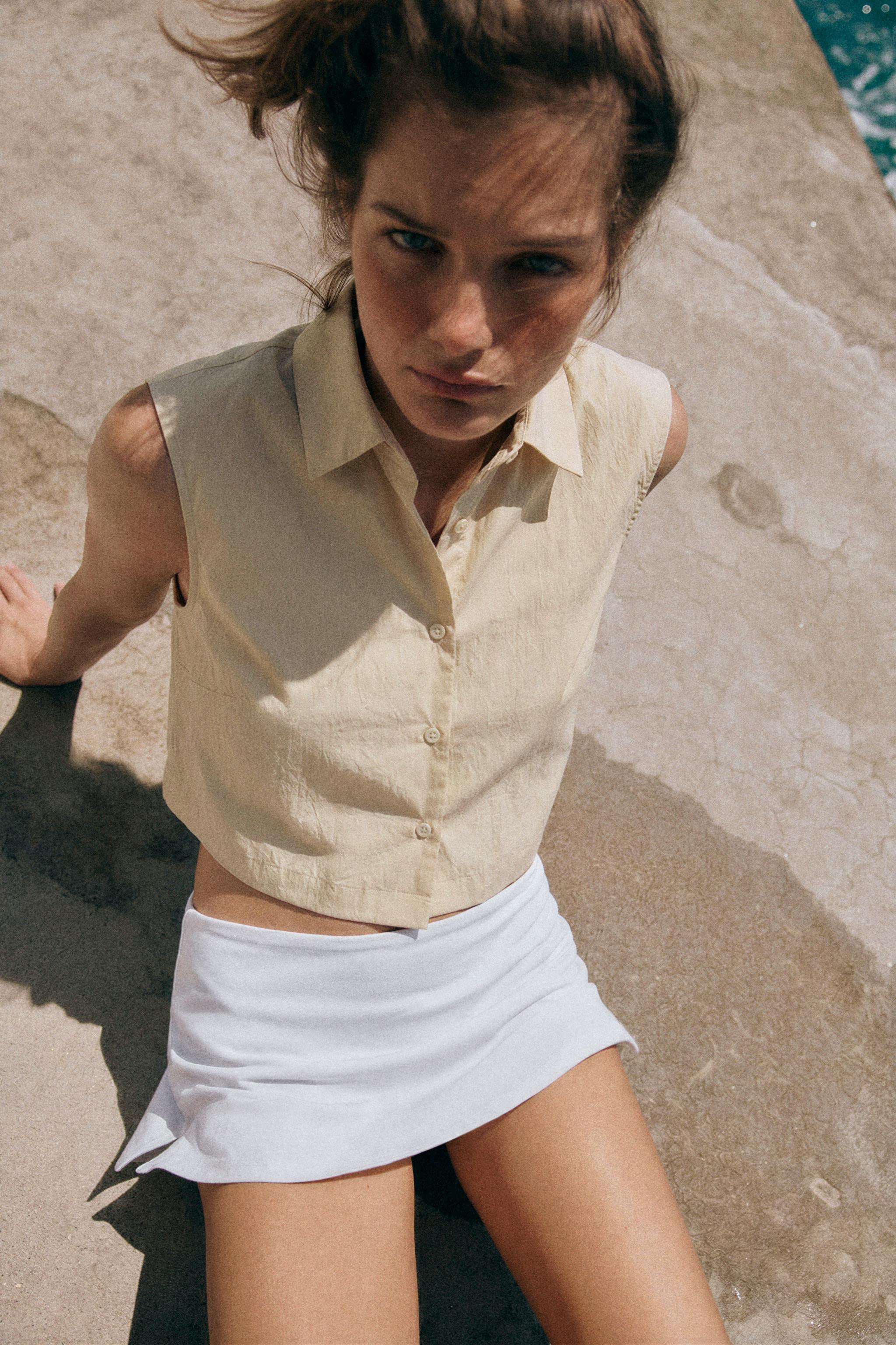POPLIN TOP WITH VOLUMINOUS BACK