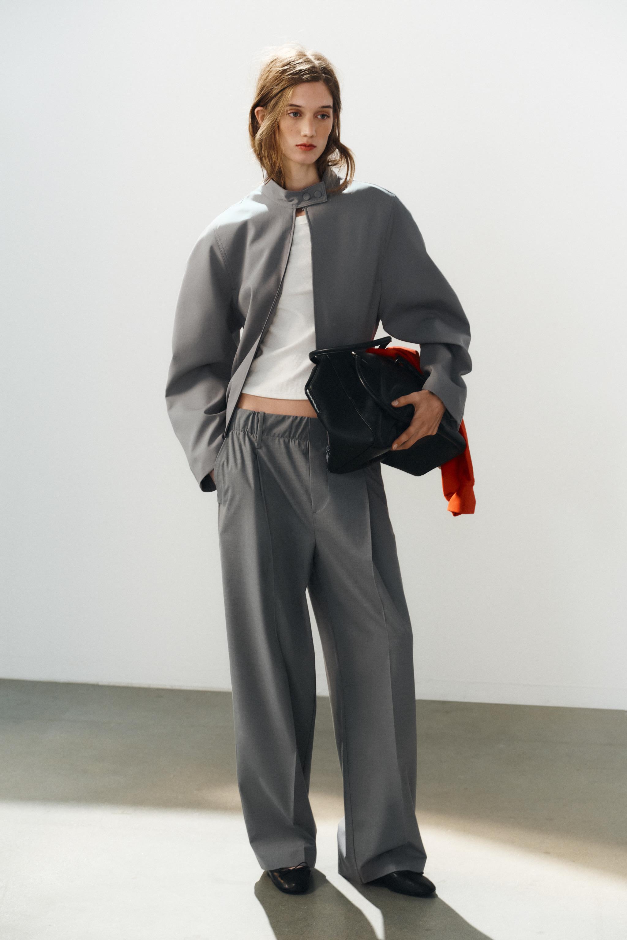 VOLUMINOUS SLEEVE JACKET