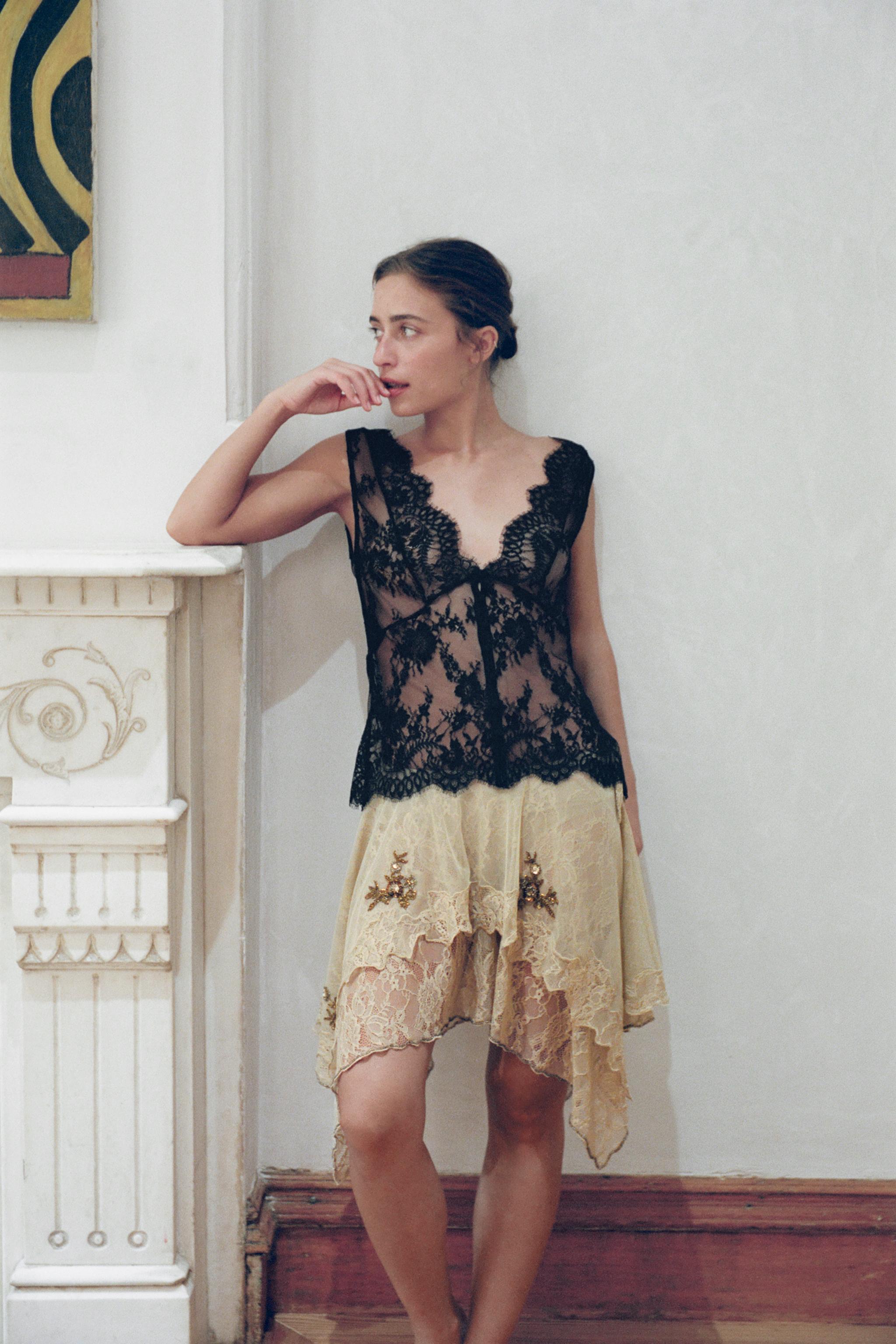 LACE BUTTON-UP TOP