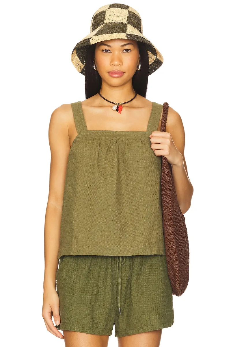 Bobi Top in Jungle