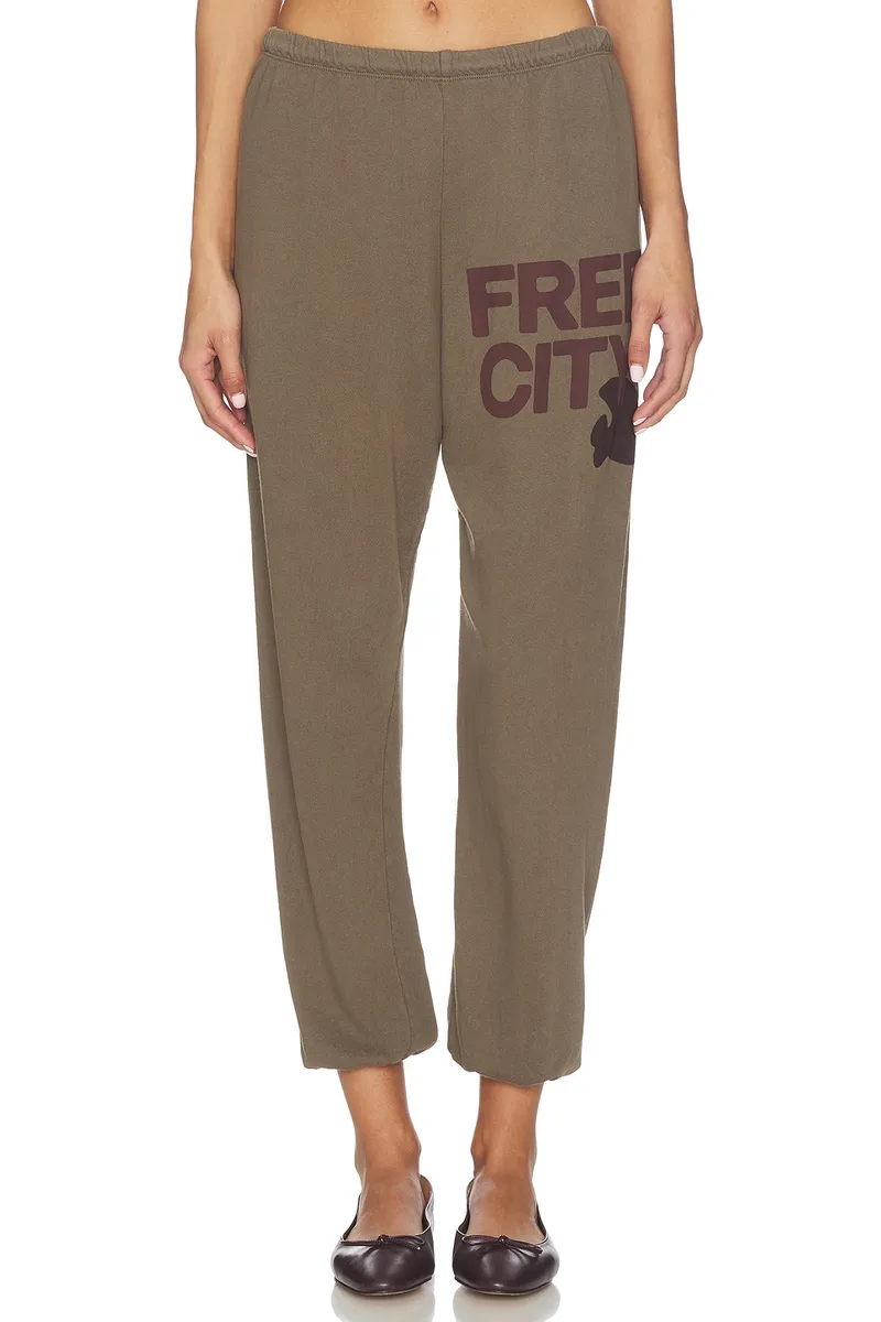 Free City Sweats in Cocoponys