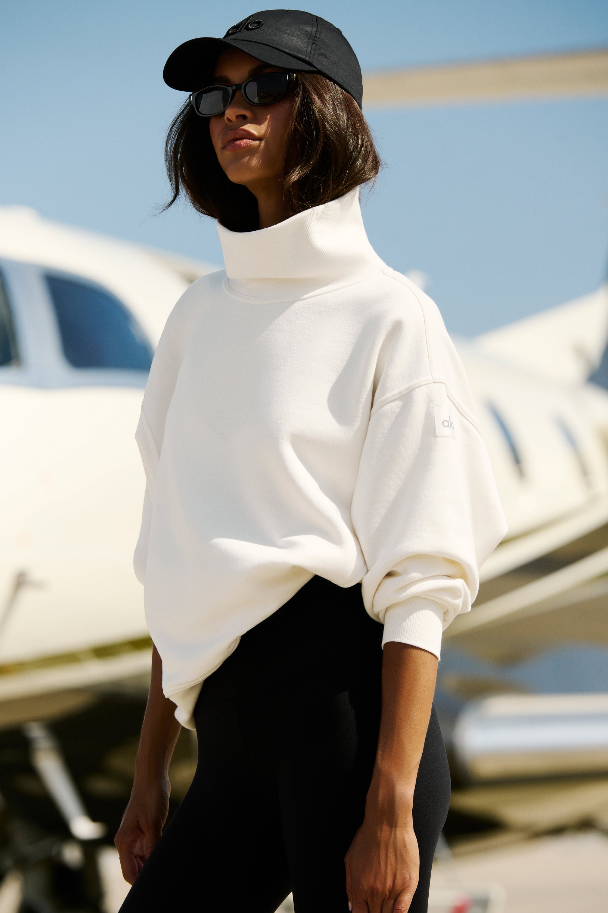 Hazy Mock Neck Pullover - Ivory