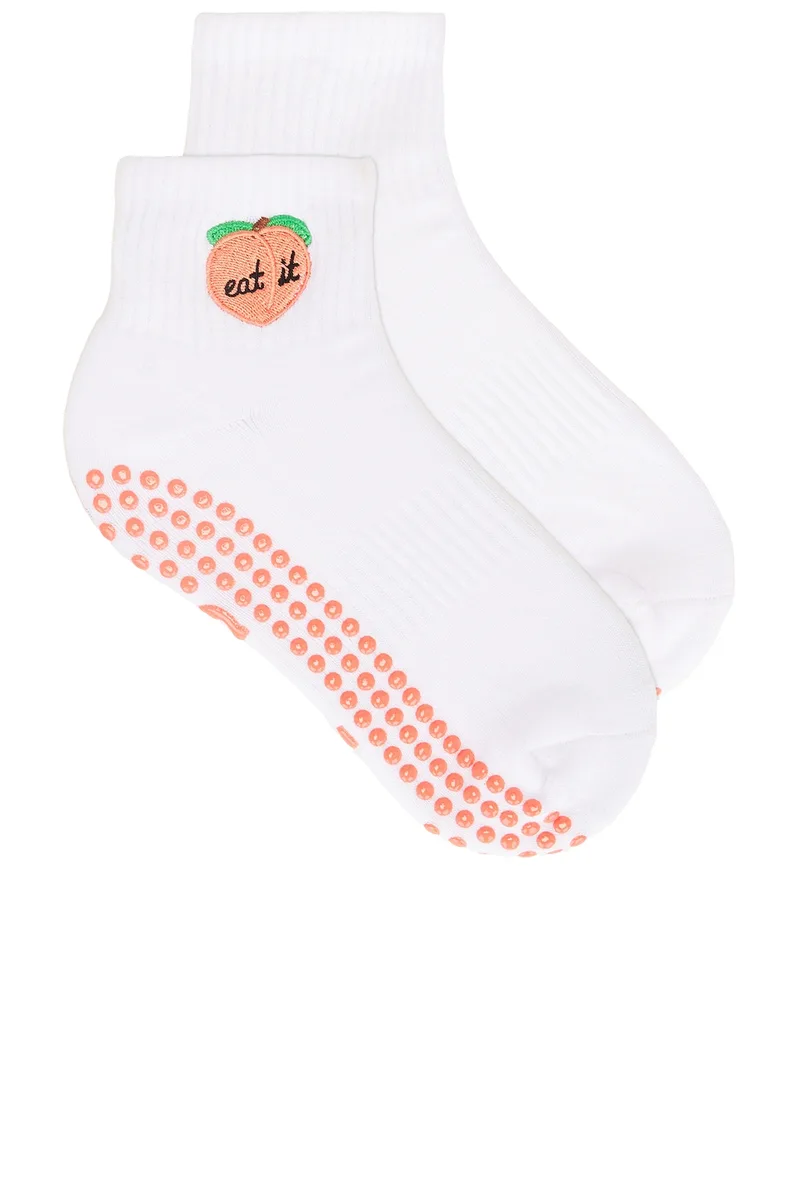 Souls. Peach Grip Socks in White