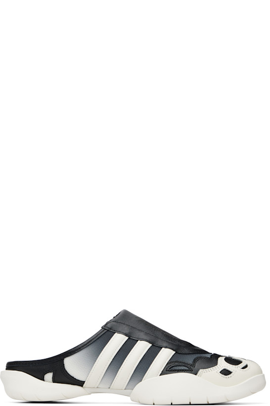 Black Regu Sneakers