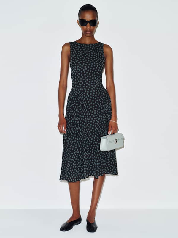 Anelis Dress