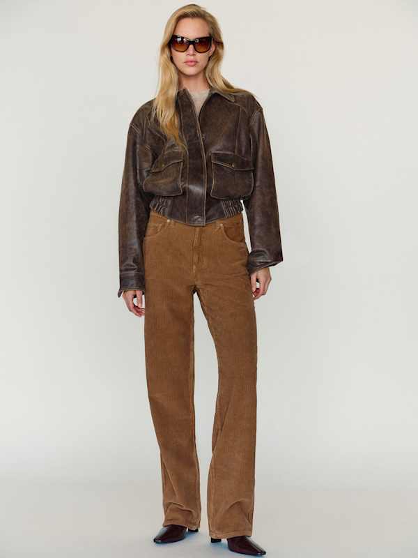 Val 90s Mid Rise Straight Jeans
