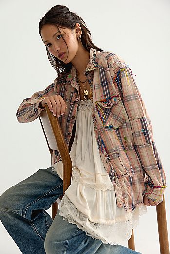 Magnolia Pearl Kelly Western Button Down Shirt