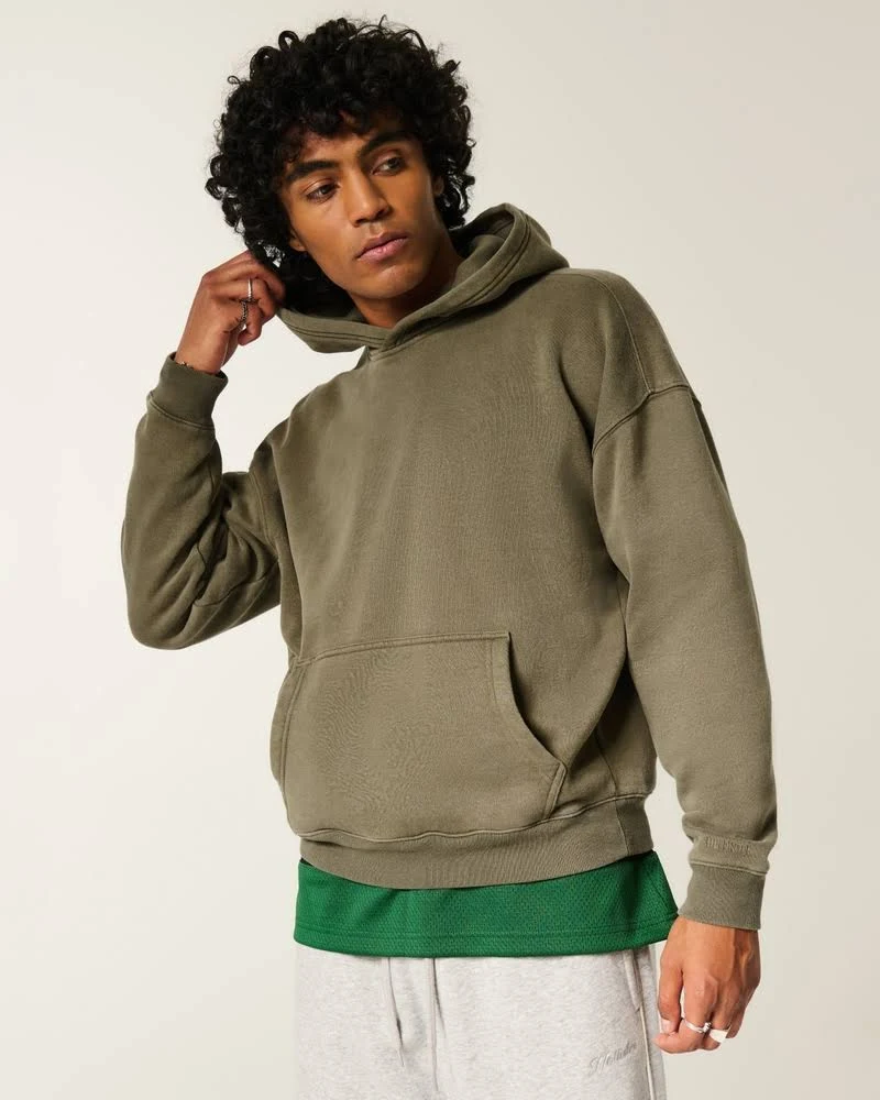 Hollister Men's Feel Good Boxy Hoodie