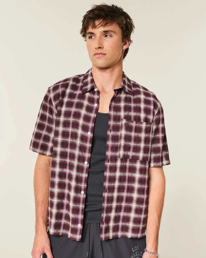 Hollister Men's Boxy Short-Sleeve Plaid Button-Through Shirt