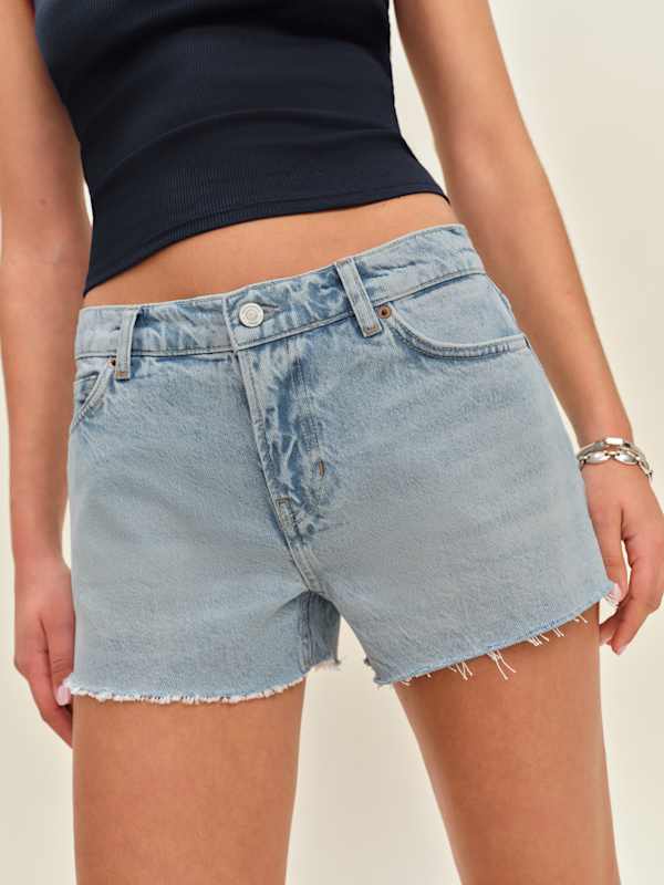Sutton Low Rise 2.5” Slouchy Jean Shorts