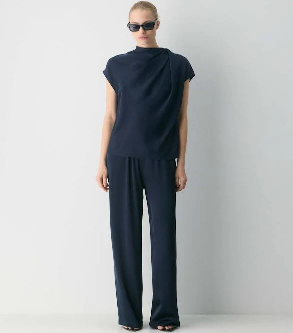 Aritzia Babaton Archer Satin Pants